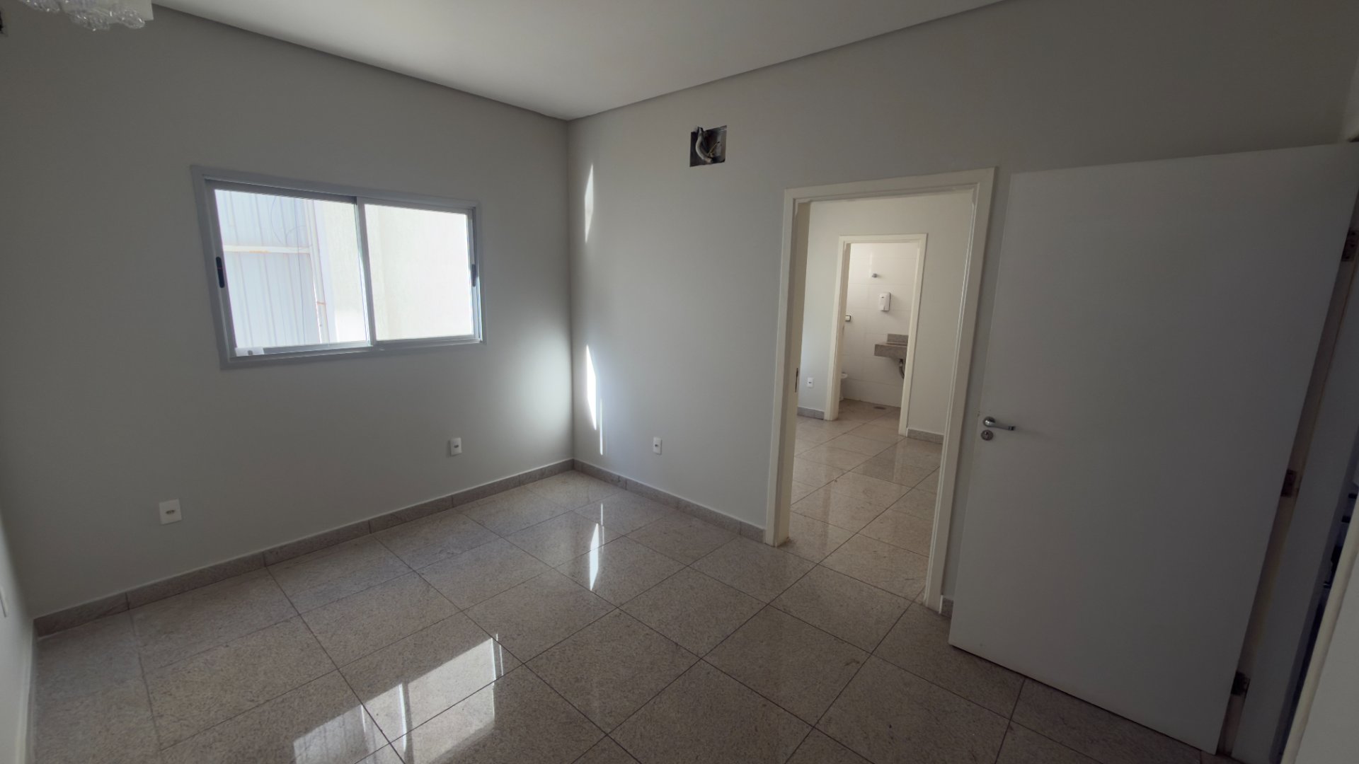 Interior de sala no Espaço Monte Líbano